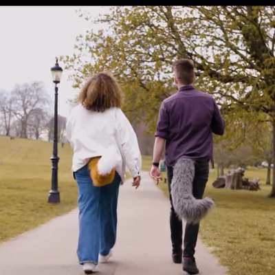 A little stroll around Primrose hill, with 2 miTails 😻 The Kickstarter has 10 more days to go..  