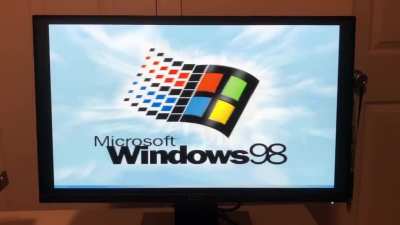 Installing Windows 98 on an SSD is buggy!