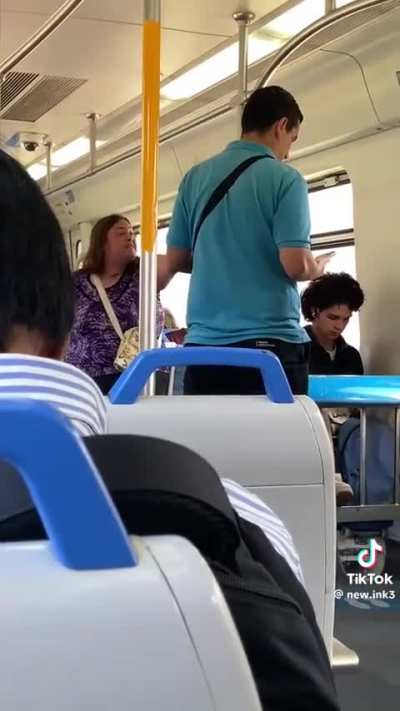 porque nadie se le anima a esta pj de Sarmiento? no es la primera vez que salen videos de ella