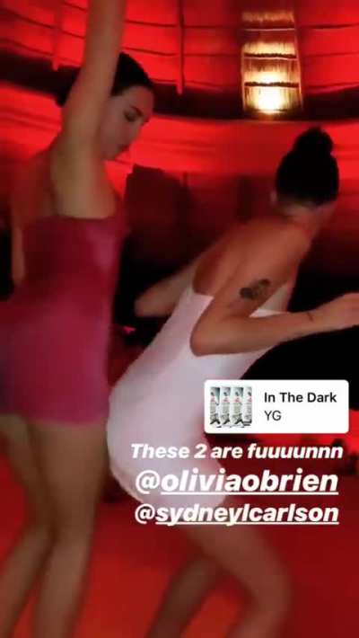 Olivia & Sydney