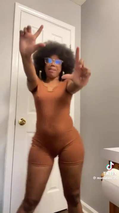 So damn thick 😌