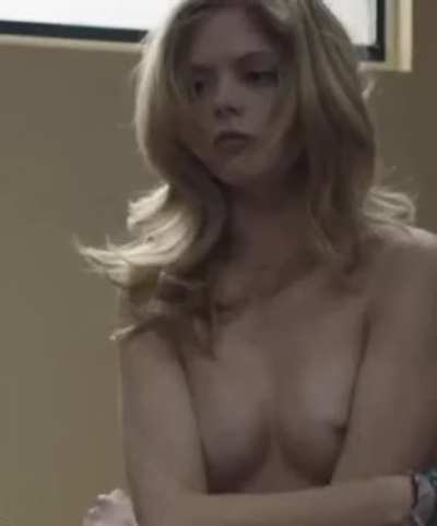 Dreama Walker