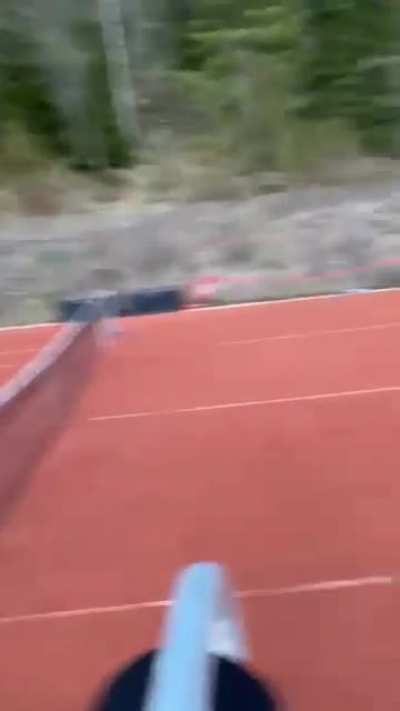 Tennis be like