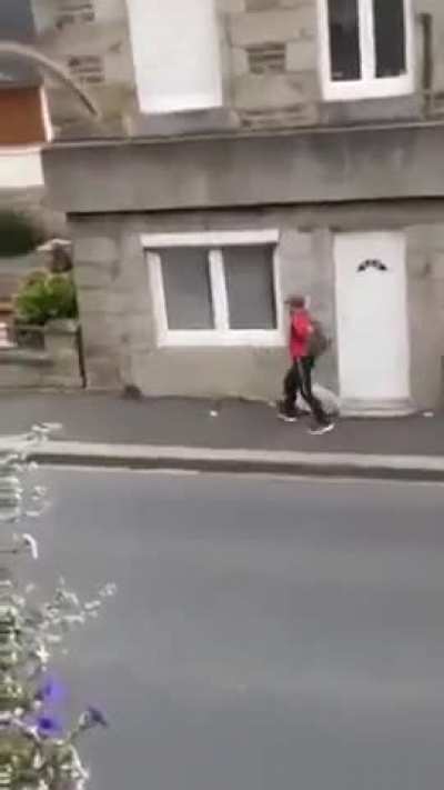 Un par nadamas 