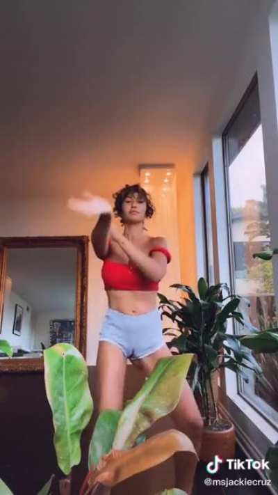 Jackie Cruz 🔥🔥🔥