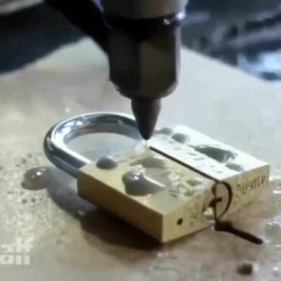 The power of water at 90,000 PSI