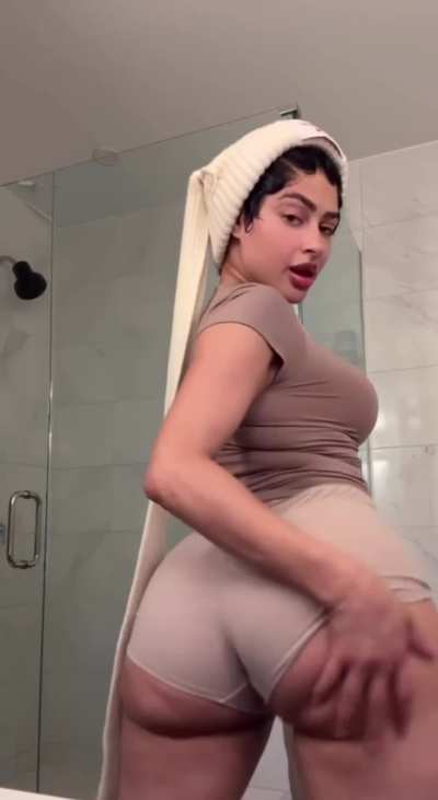 Tori Brixx