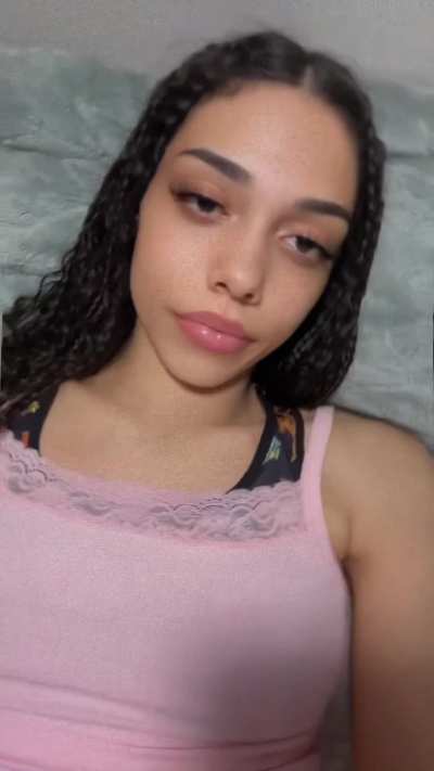 Would you let me lay on my back and get high while you do sum work on me? 😏