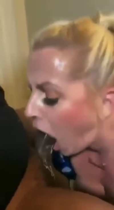 Mom of two hasn't forgotten how to throat big cocks 😈😈