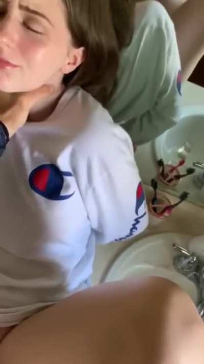 Creampie In Bathroom!