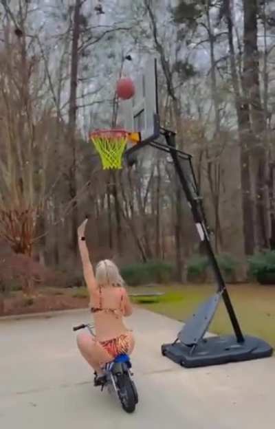 balls