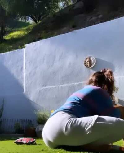 OMG, that ASS!!