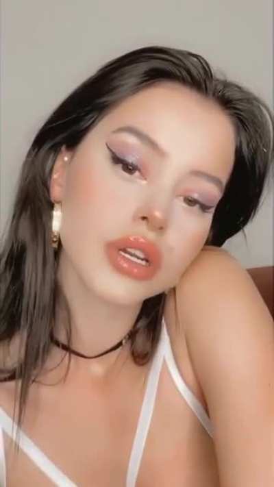 Glossy lips