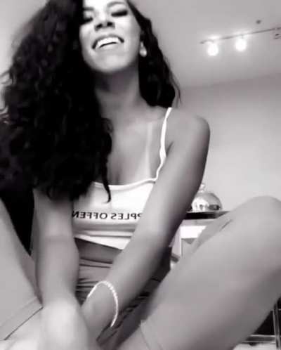 Clip or her little moan. Cut out the annoying screech at the end