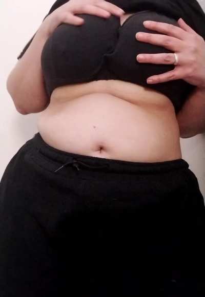 Chiara (@chi<wbr>ara_b<wbr>unny) [onlyfans]