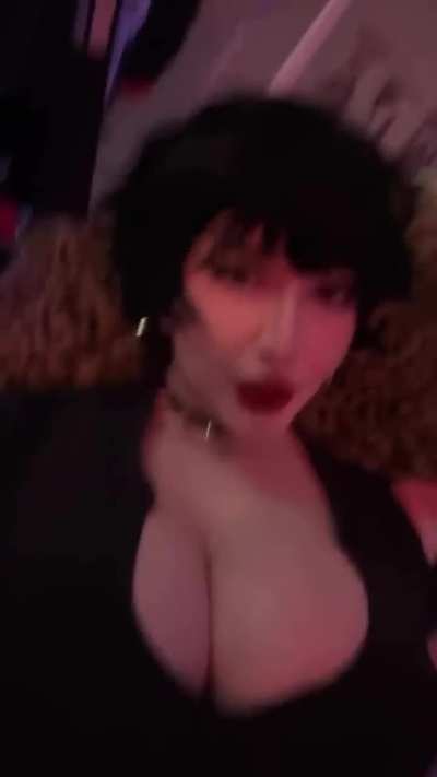 Goth Mommy FR