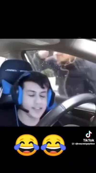 😅