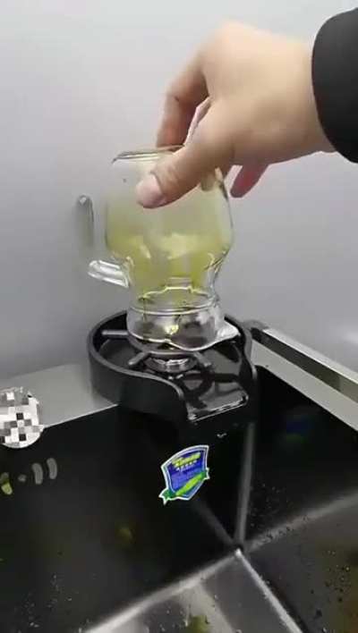 Glass rinser
