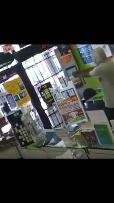 Man gets locked out of store & arrested after attempting robbery