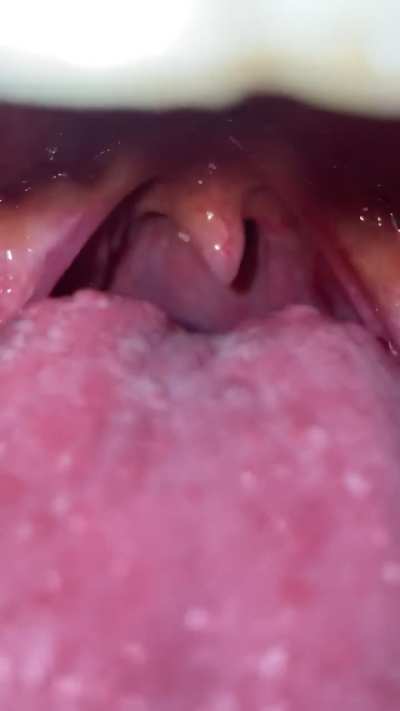 Giantess Ri gummy swallow, who’s next 🤭💦