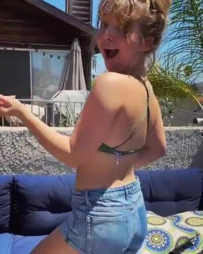 Sammi Hanratty