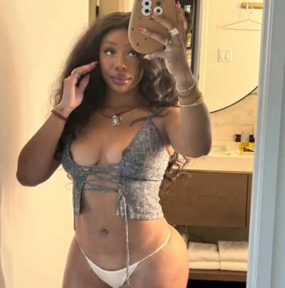 SZA nipslip