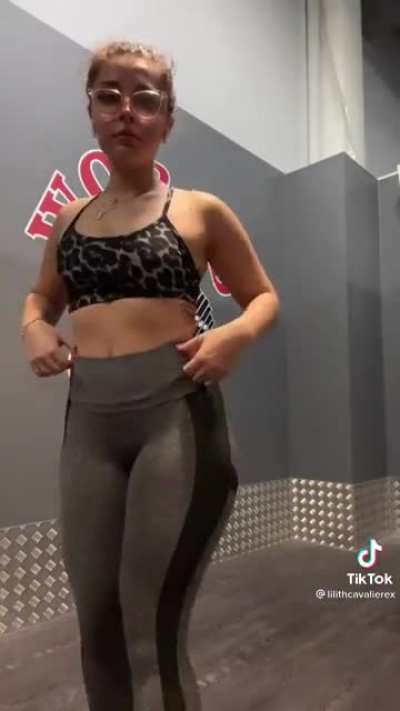 Nice 🍑🍑
