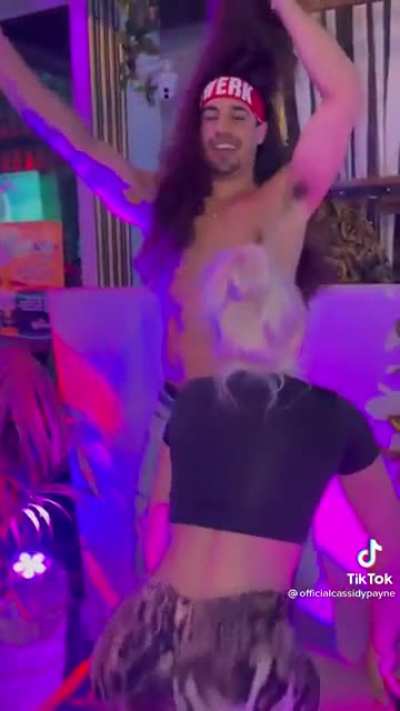 🍑🤯🥴