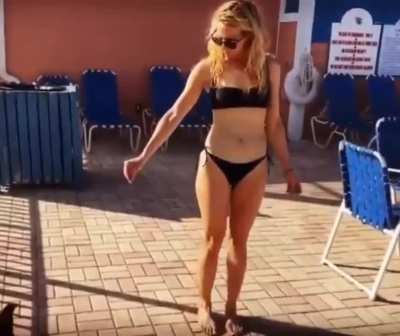 Nikki Glaser