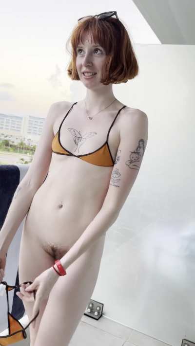 Hello neighbor [F]