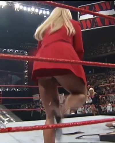 Debra's Sexy Rear End 14