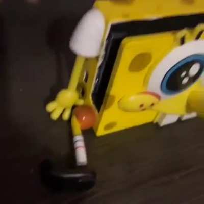 🗿