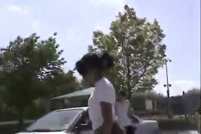 Girl Beat Up A Guy Who Was Bullying Her Friends