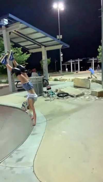 skateboard crayon
