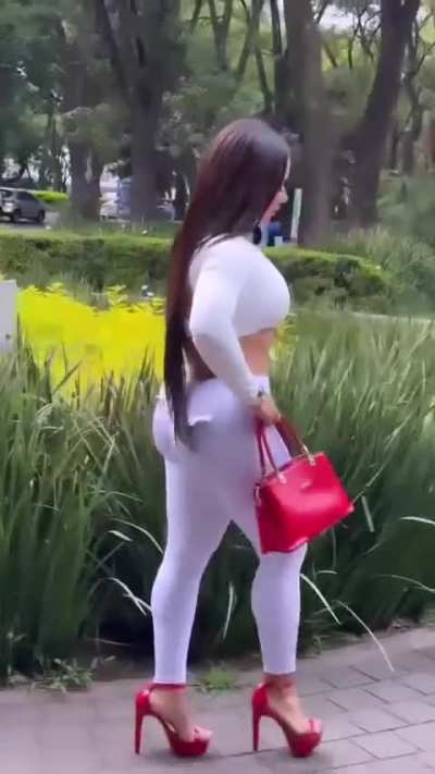 Ashley Carolina