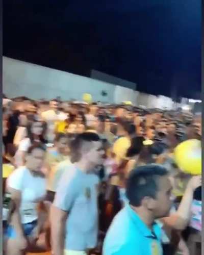 Enquanto isso no Ceará: micareta!