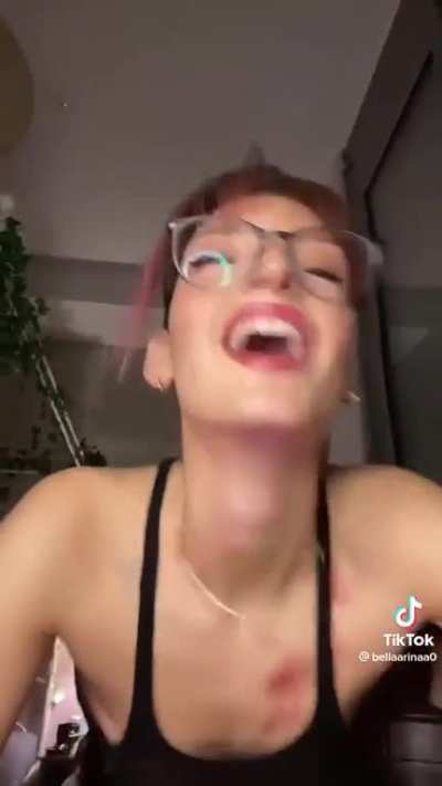 @brllaarinaa0