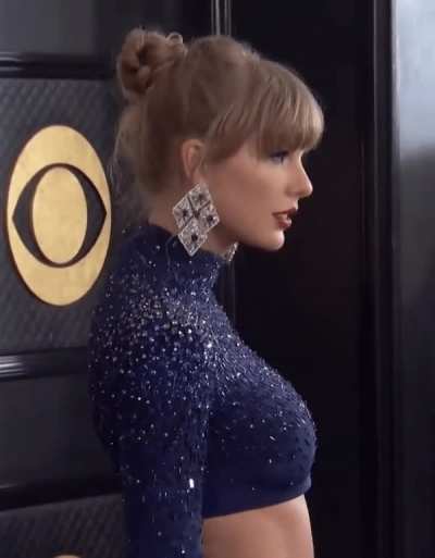 Tay's breasts