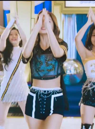 211002 - Beautiful Tzuyu