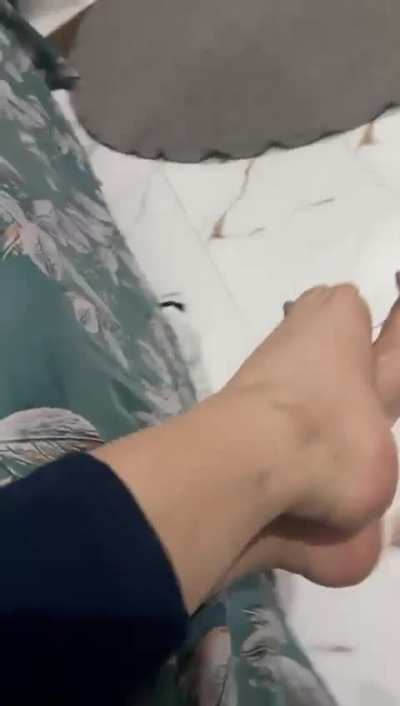 Oily Soles