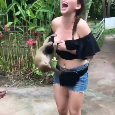 To release the boob