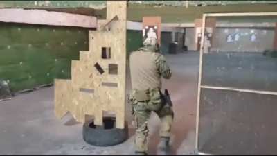 ex JW GROM operator shooting skills