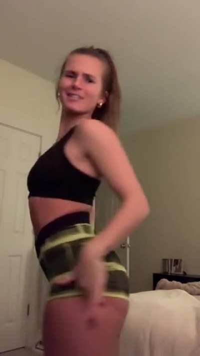 Booty😍