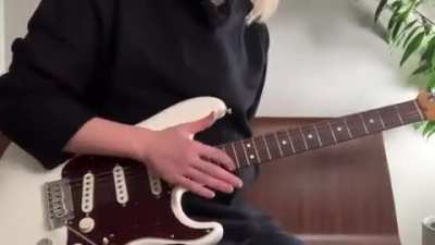 Guitar played with only one finger