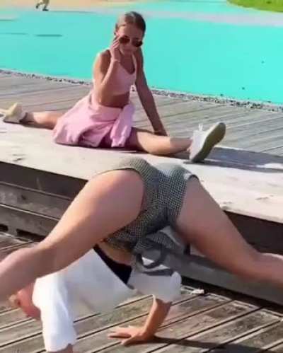 HMC while i try to do a handstand