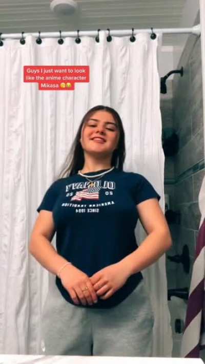 slow motion titties