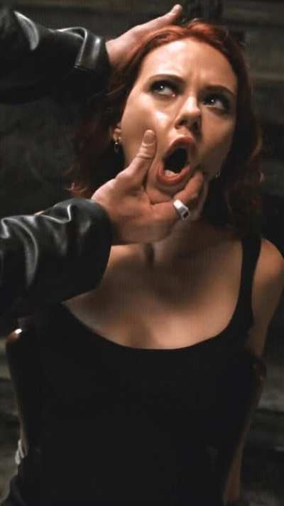 Marvel should have fuck Scarlett Johansson at this scene