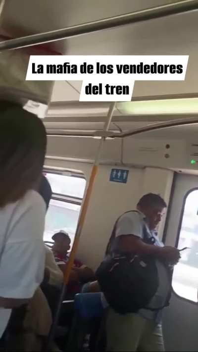 La mafia de los vendedores del tren