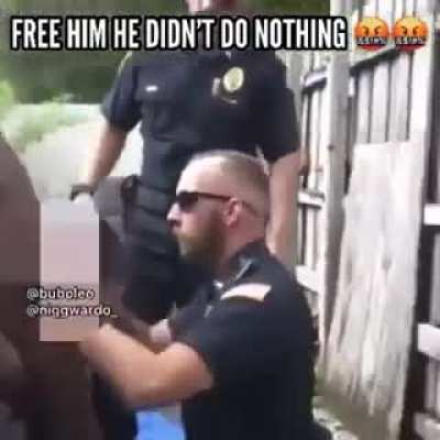 defund the cops 😡😡😡
