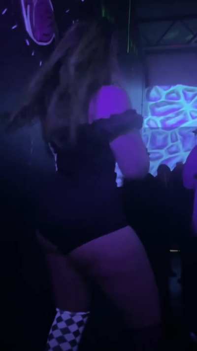 Raving with this big ass